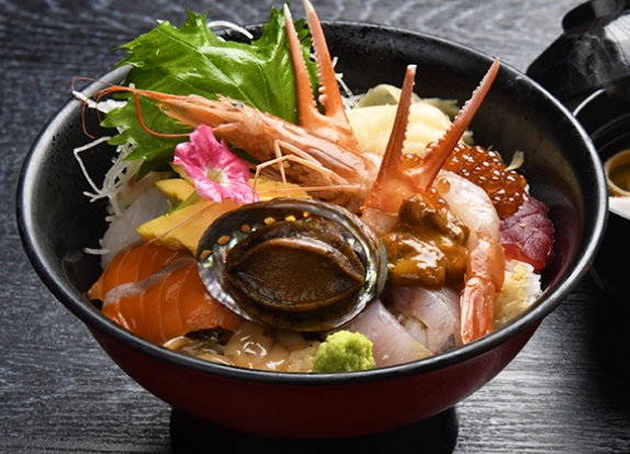 特選海鮮丼